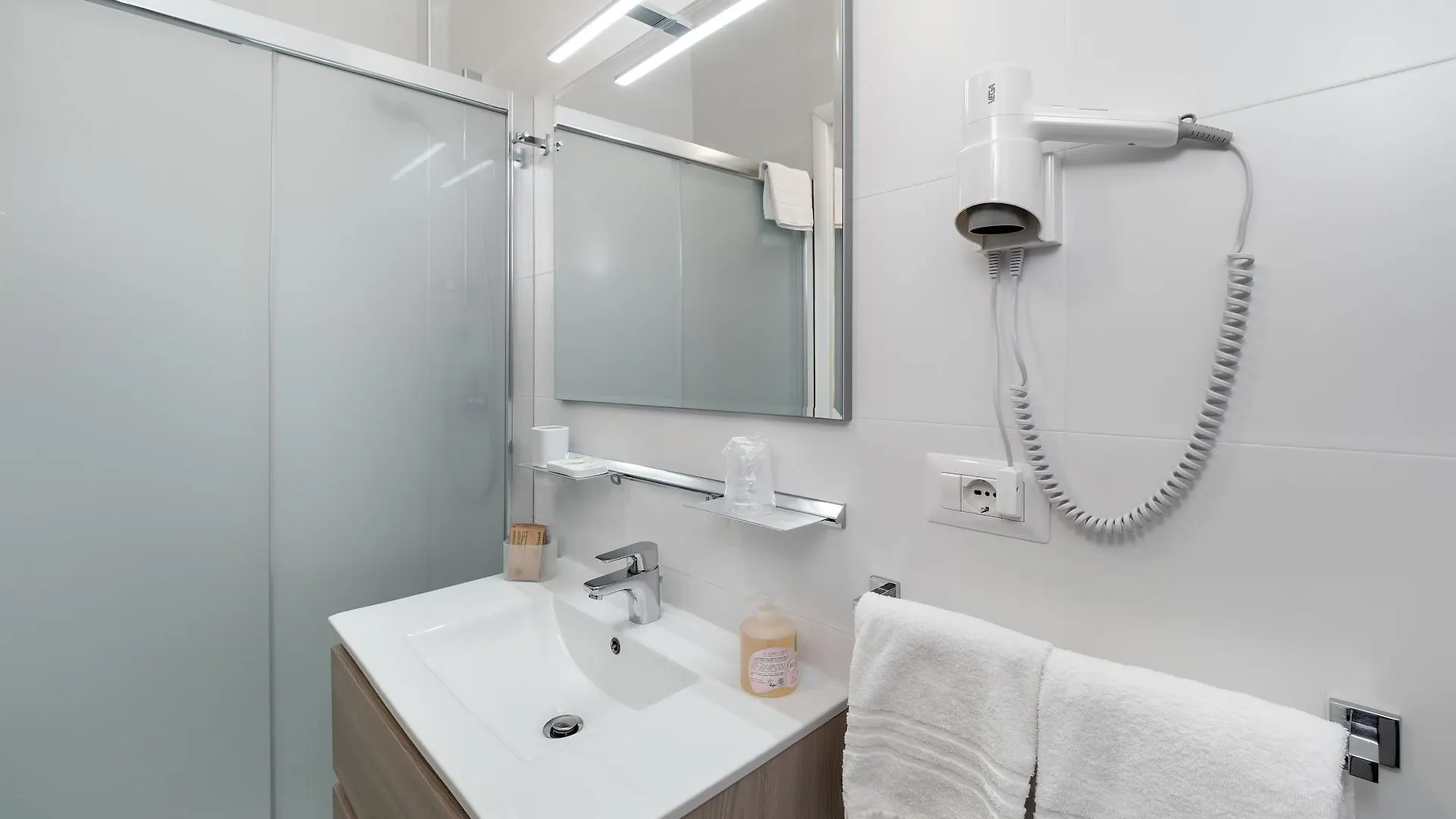 Aparthotel Navigli Milán 4*,