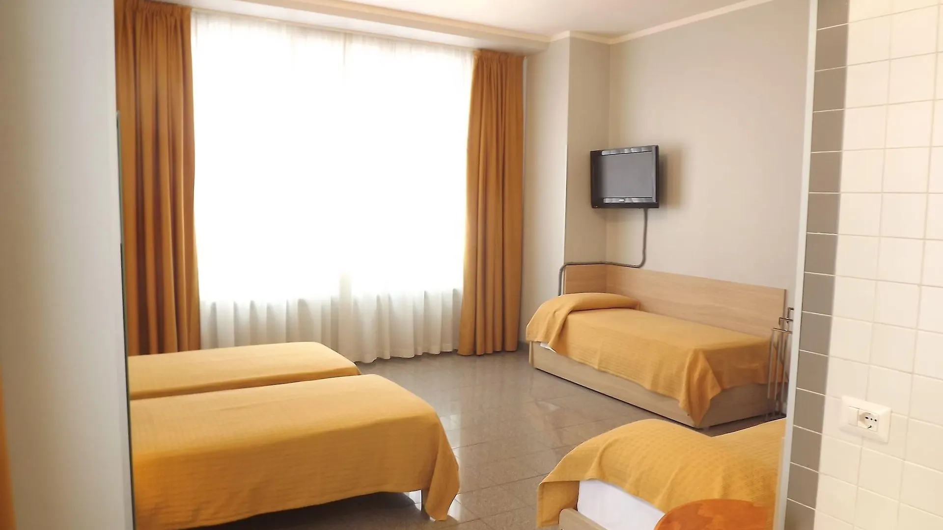 Aparthotel Navigli Milán