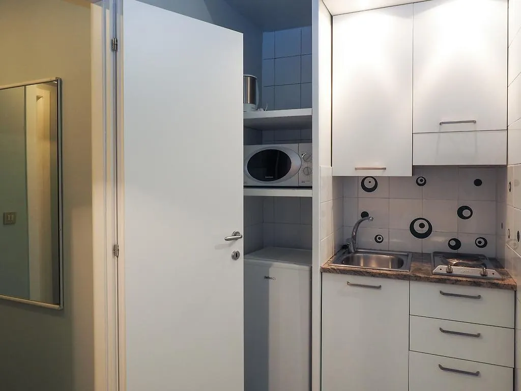 ****  Aparthotel Navigli Milano Italien